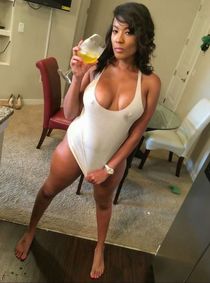 Sexy ass chicks in heels